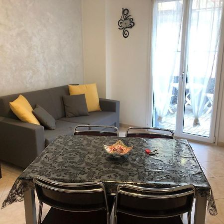 Апартаменти Casa Francesca: Un Mare Di Relax! Вентімілья Екстер'єр фото